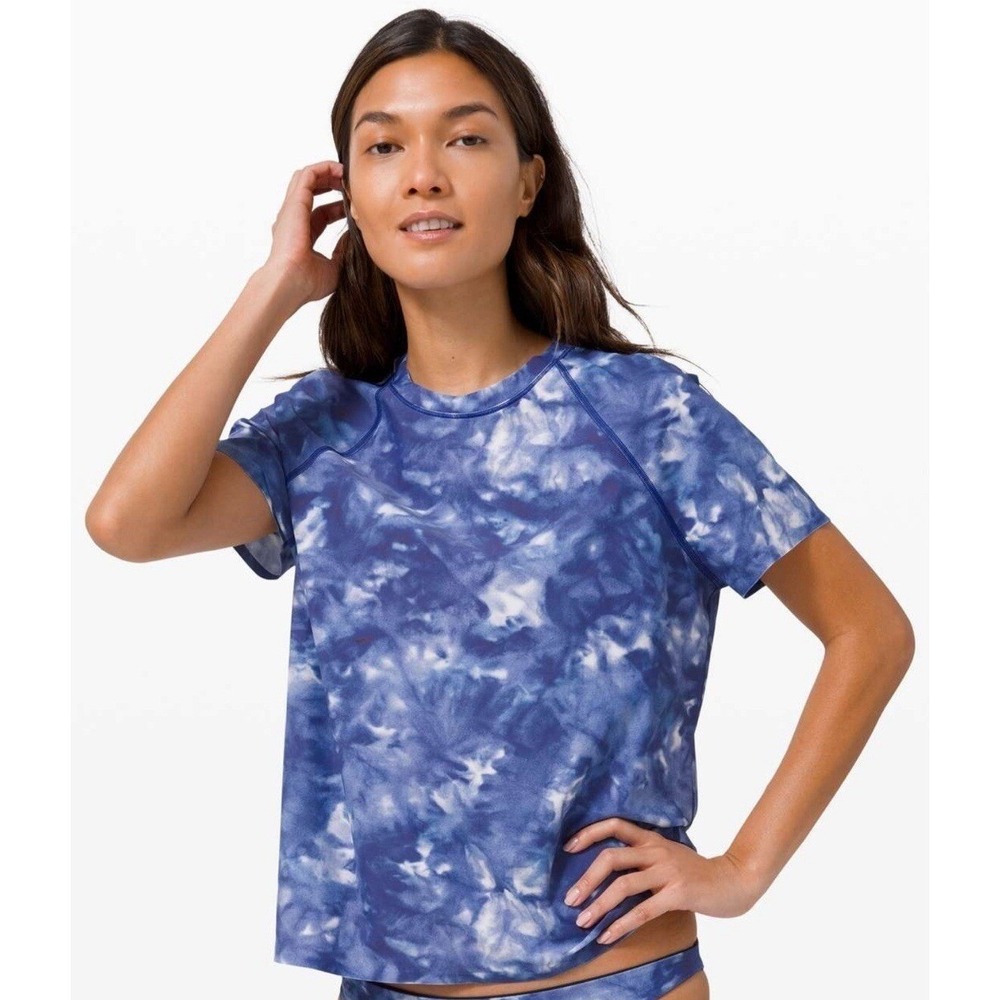Lululemon Sun Shelter Short Sleeve Rash Guard Sz XS NWT